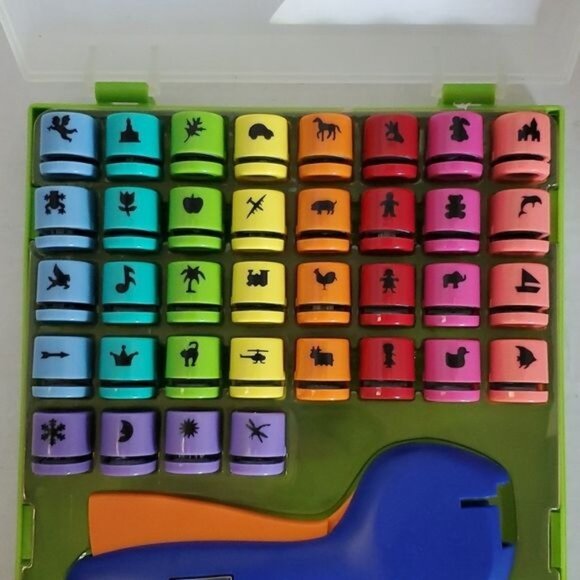 Fiskars Teeny Tiny Cassette PAPER Punch 36 Interchangeable Dies 9 Themes 4 Each - Picture 2 of 14